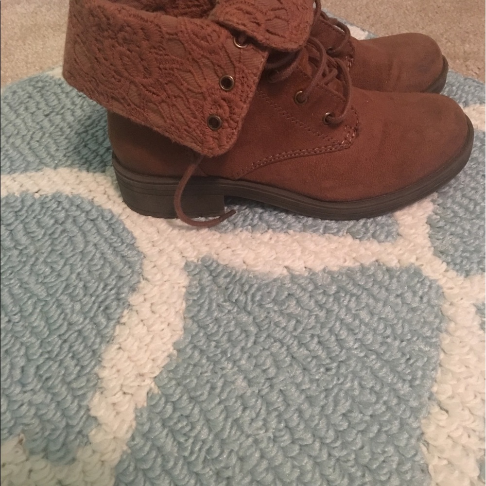 American eagle boots